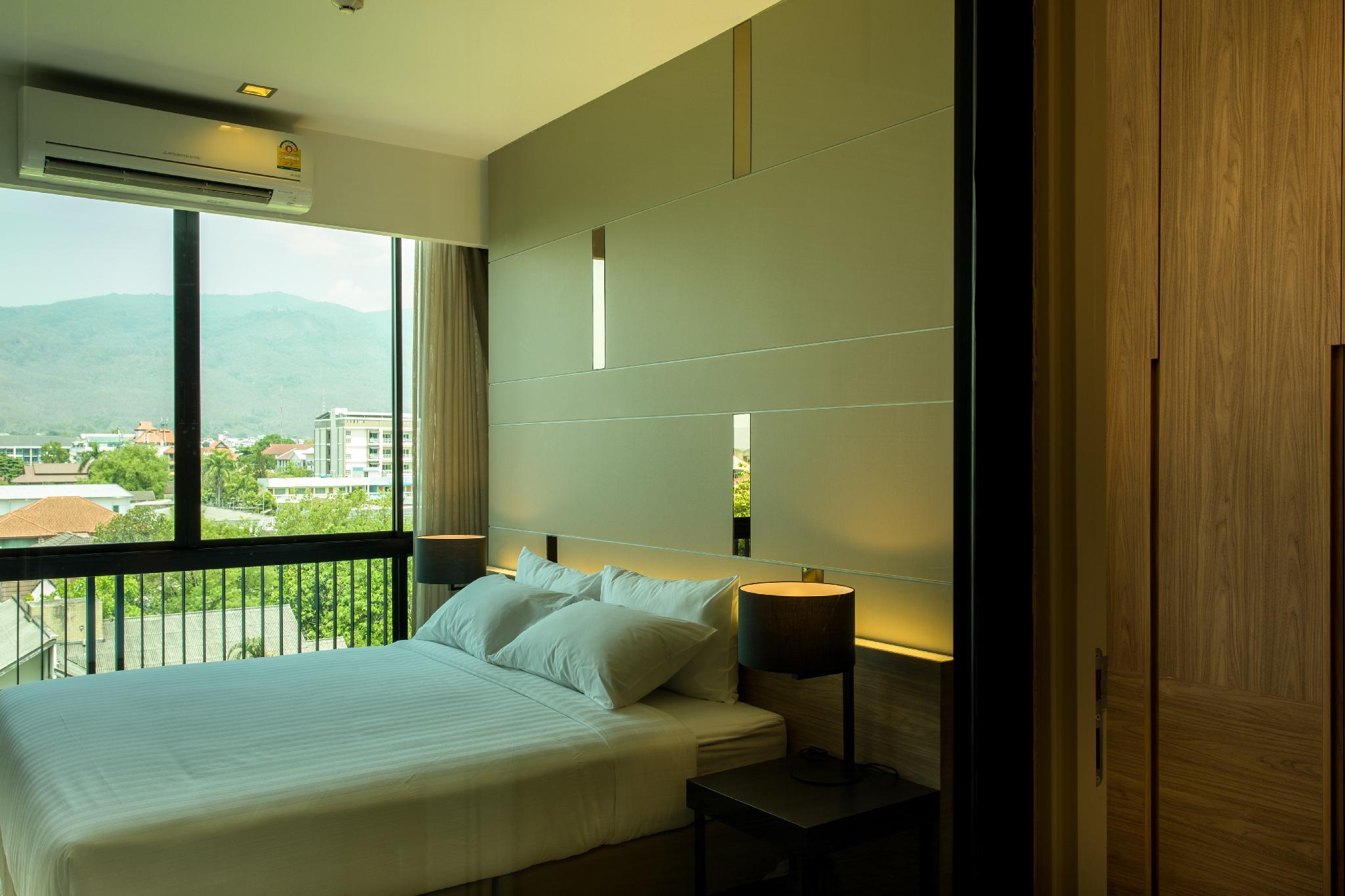 2 Bedrooms, Suite, 2 Double Beds, City View, Large