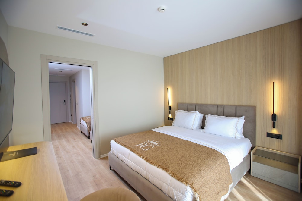Room at Regina Palm Resort, ORIKUM