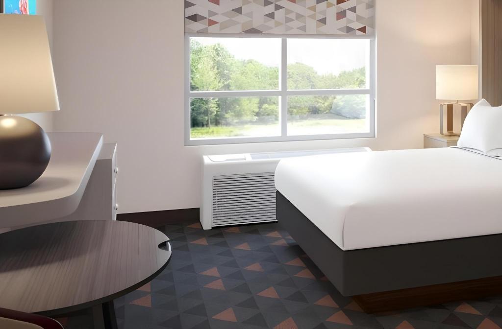 Leisure, King Bed