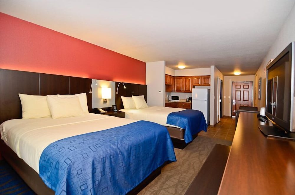 Astoria Hotel and Event Center 9/61