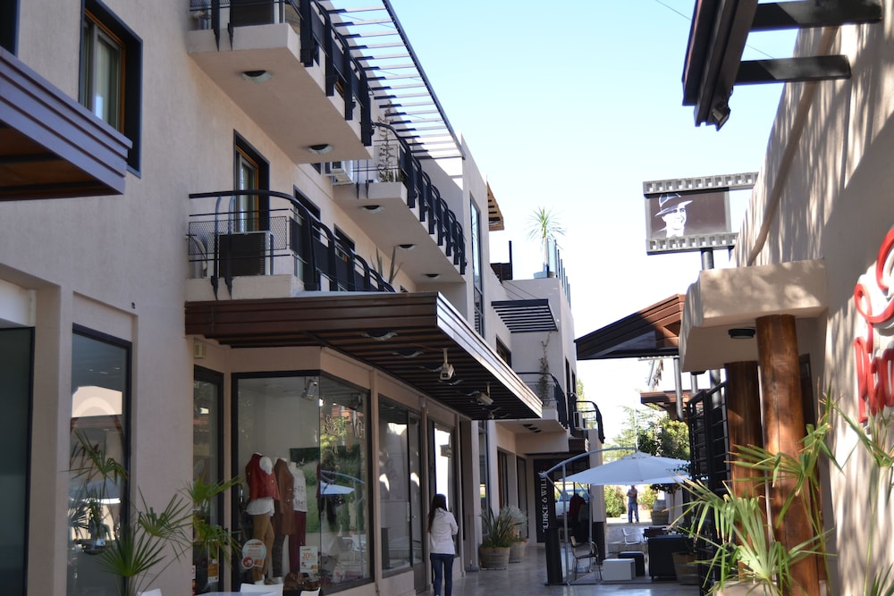 Plaza Paradiso Petit Hotel 3/62
