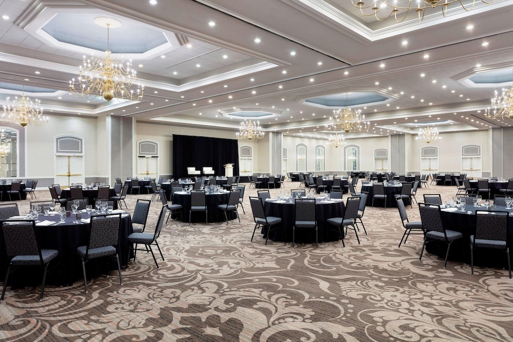 Sheraton Charlotte Hotel 39/50