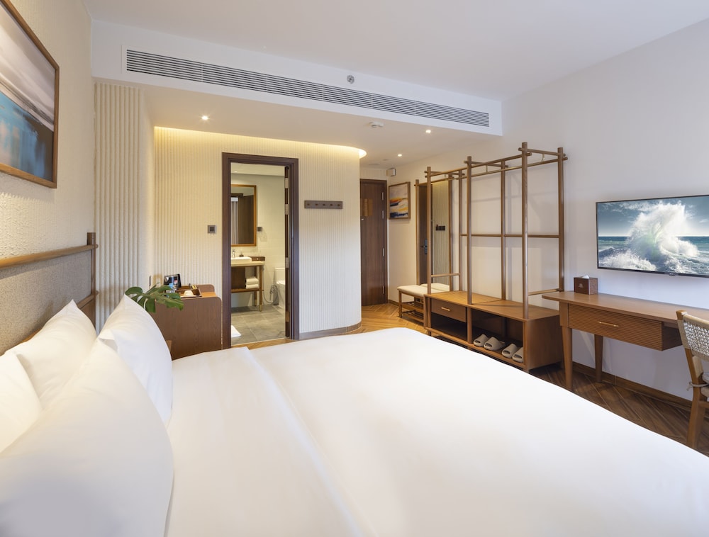 Iconic Long Hai Hotel 8/39