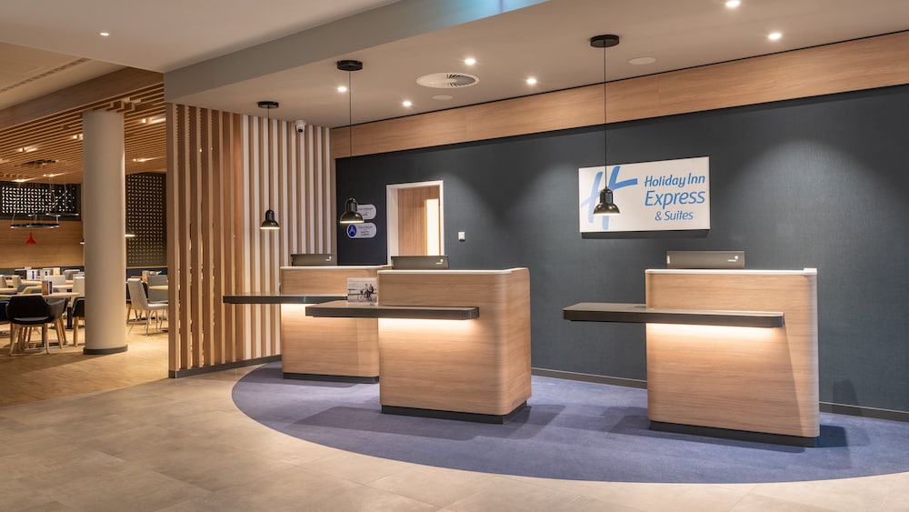 HOLIDAY INN EXPRESS AND SUITES POTSDAM 14/58