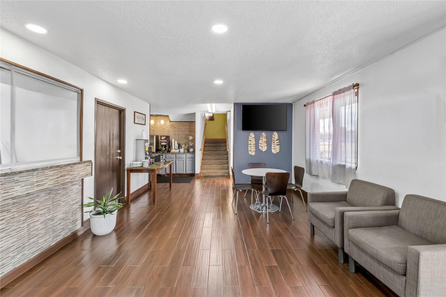 Super 8 by Wyndham Franklin 34/43