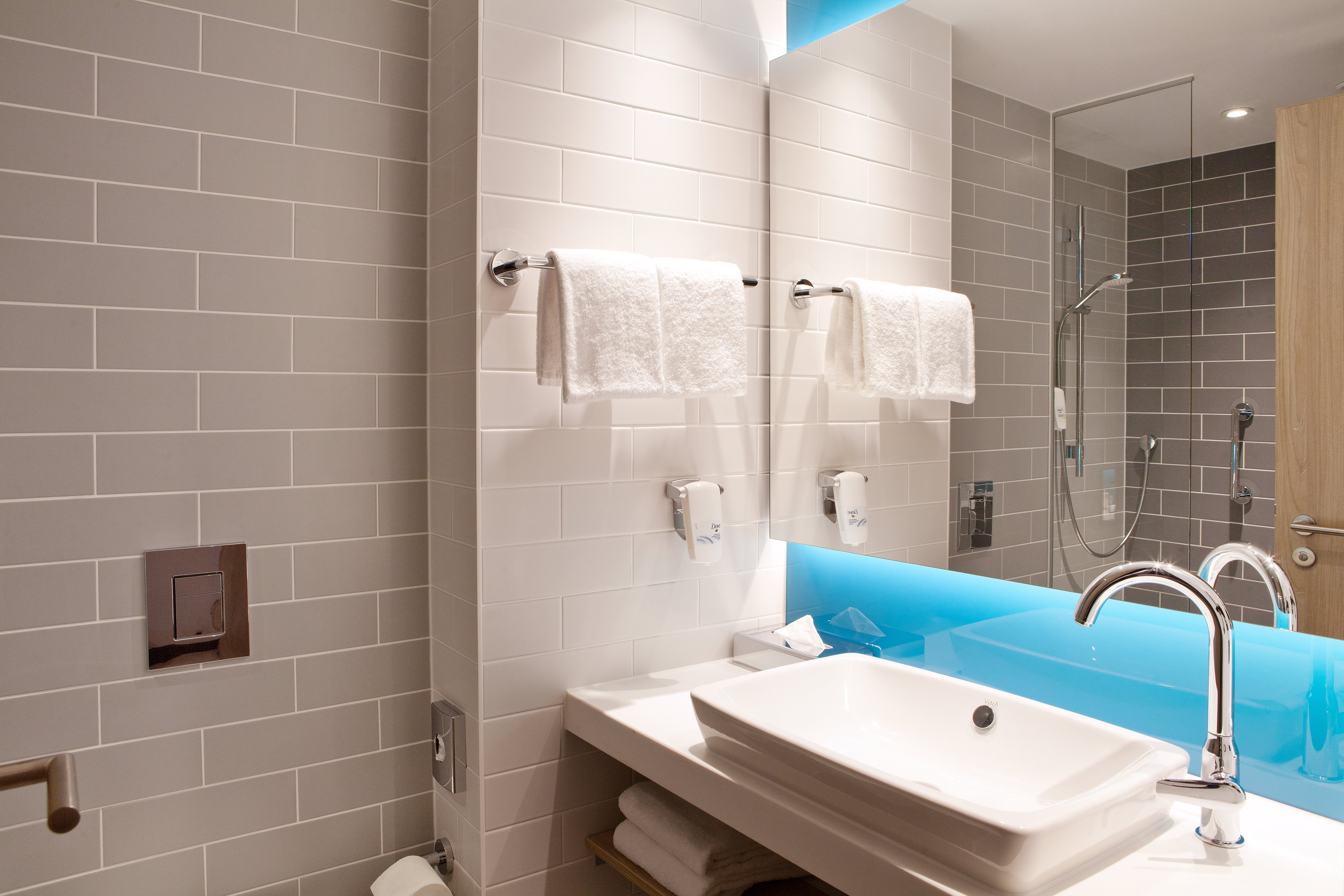 Holiday Inn Express Darmstadt 50/50