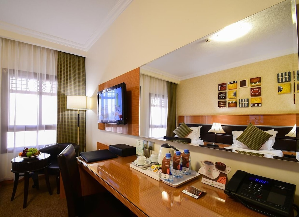 فندق نزل الشاكرين(Al Shakreen Golden Tulip (ex. Nozol Al Shakreen Hotel)) 35/54