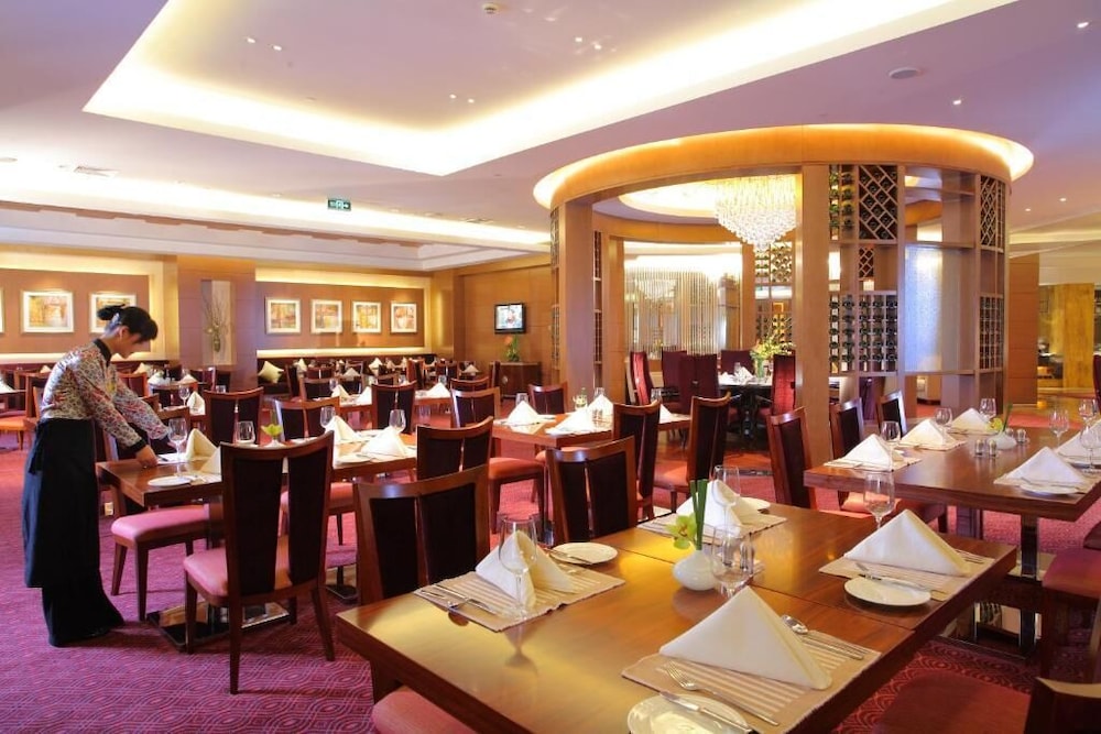 New Century Grand Hotel Shaoxing 23/47