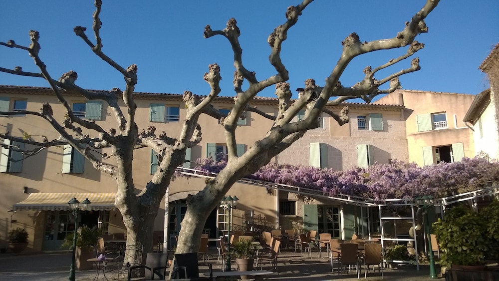 Hotel La Ferme 54/56