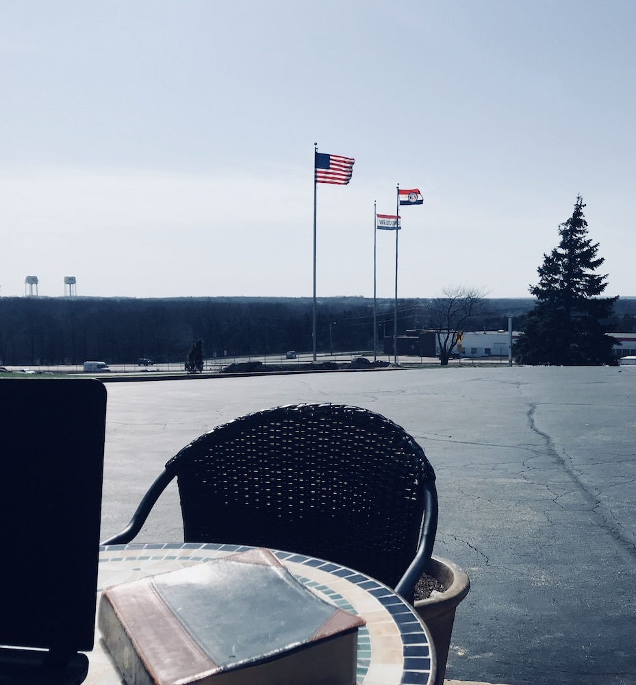 PINEMARK Inn Suites Events 22/50