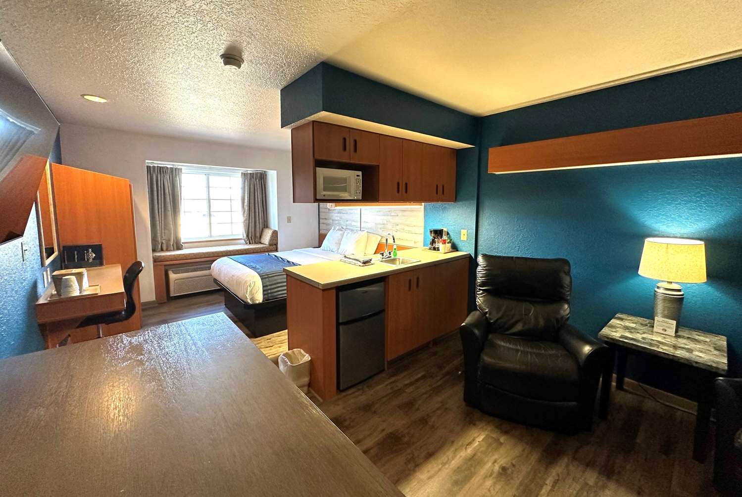 Microtel Inn & Suites Tomah 9/33