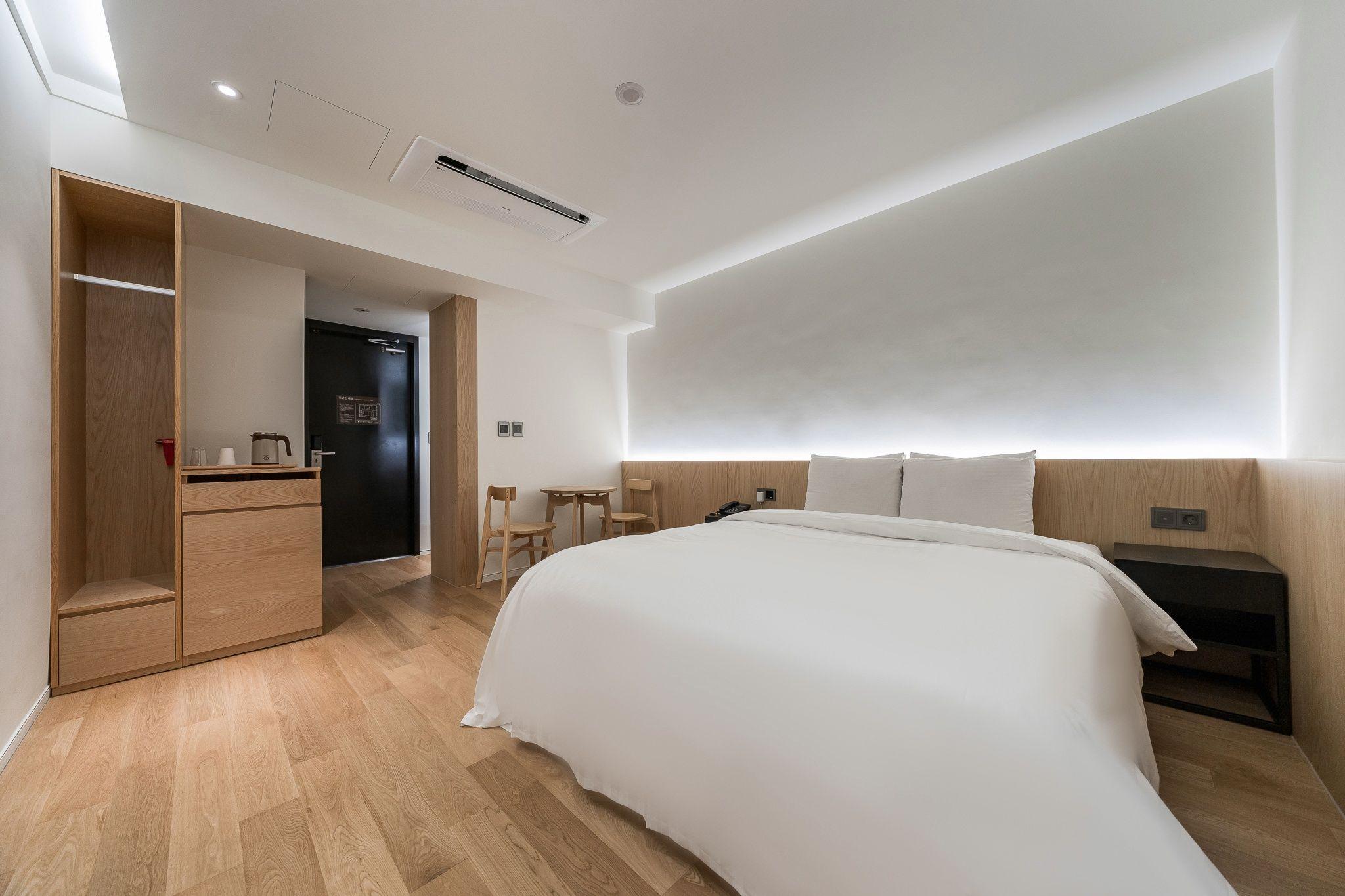 Cf Hotel 17/46