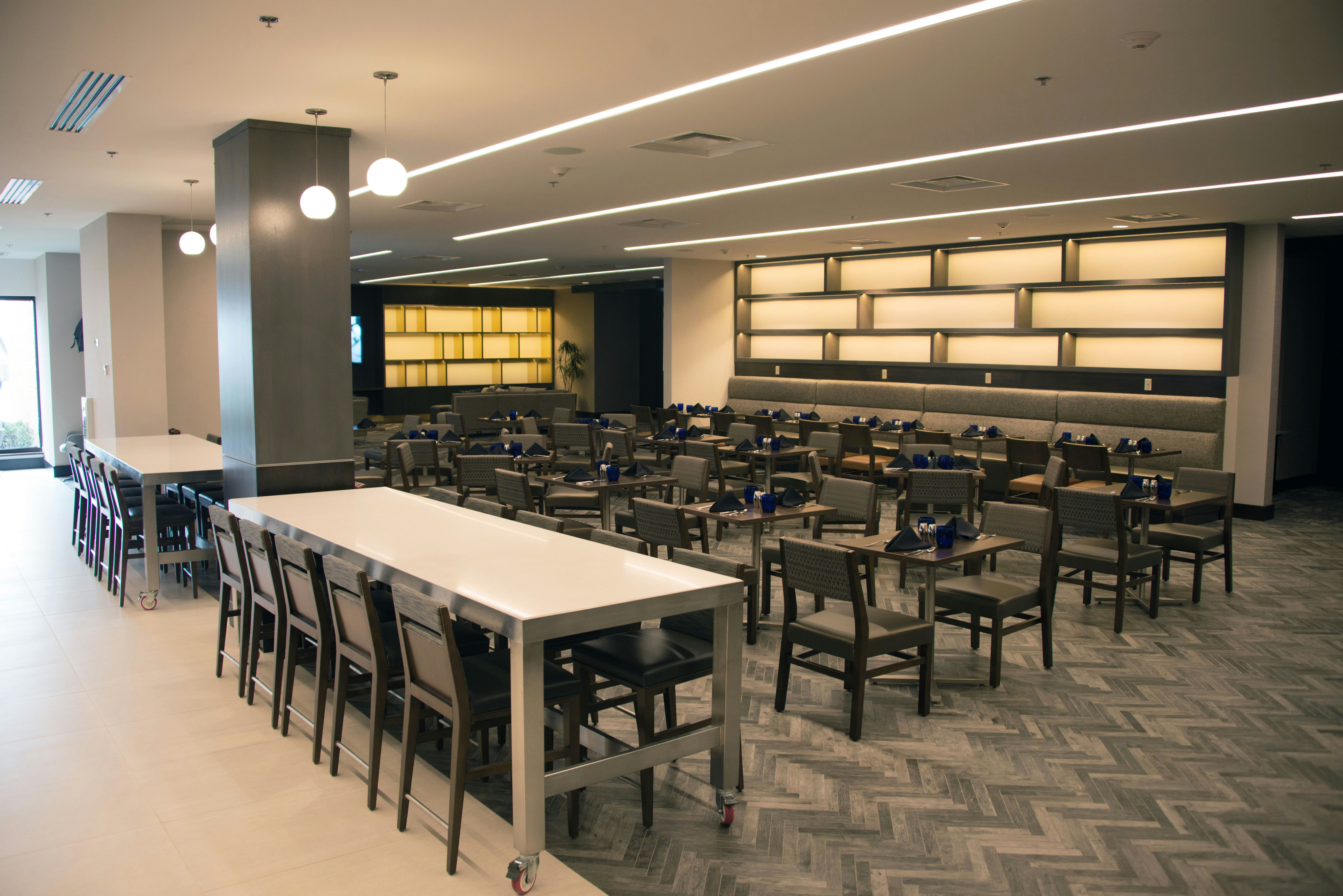 Doubletree By Hilton Hotel Syracuse 19/44