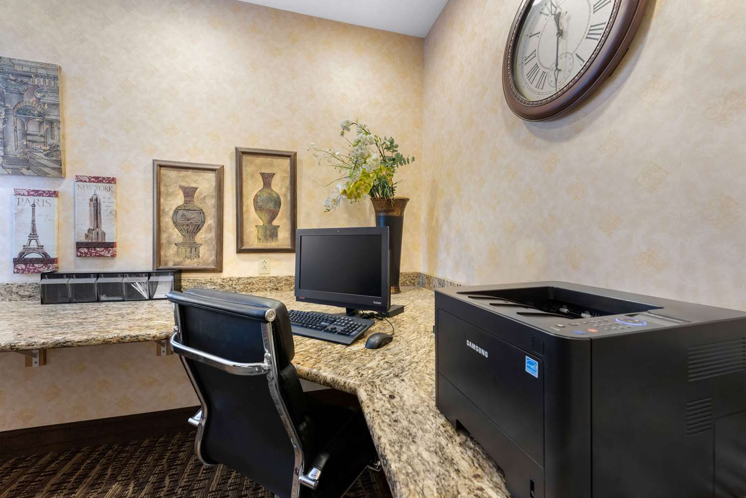 Comfort Suites Findlay I-75 near Sports Complex 29/31
