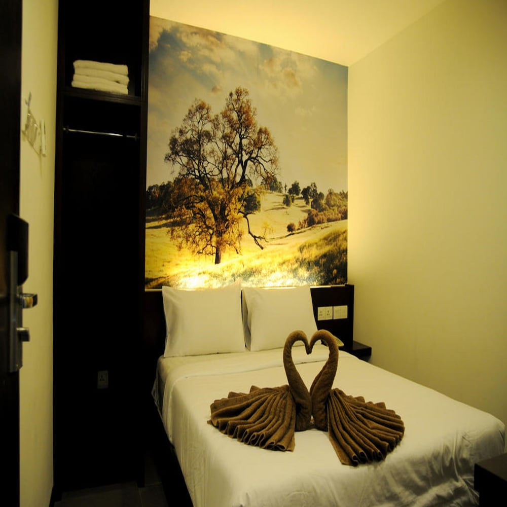 Swiss Hotel 39/70
