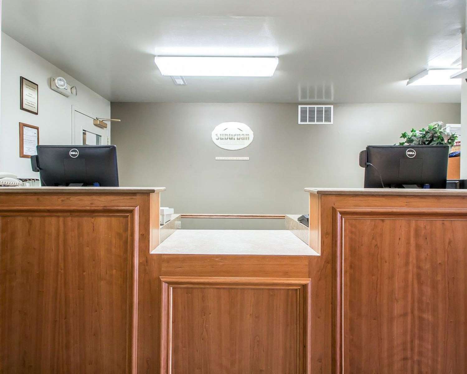 Suburban Studios Columbia - Hwy 63 & I-70 3/11