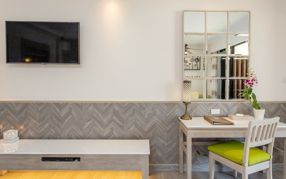 Katathani Phuket Beach Resort 44/66