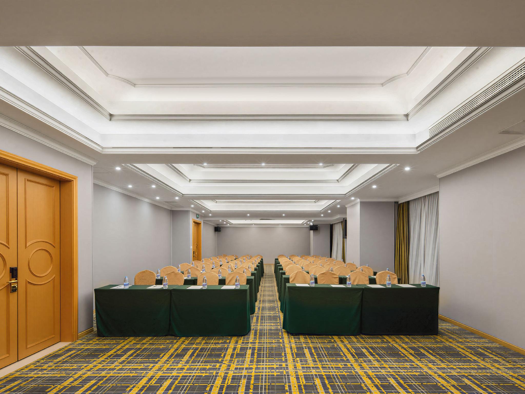 Vienna International Hotel (Fuzhou Cangshan Wanda) 10/38