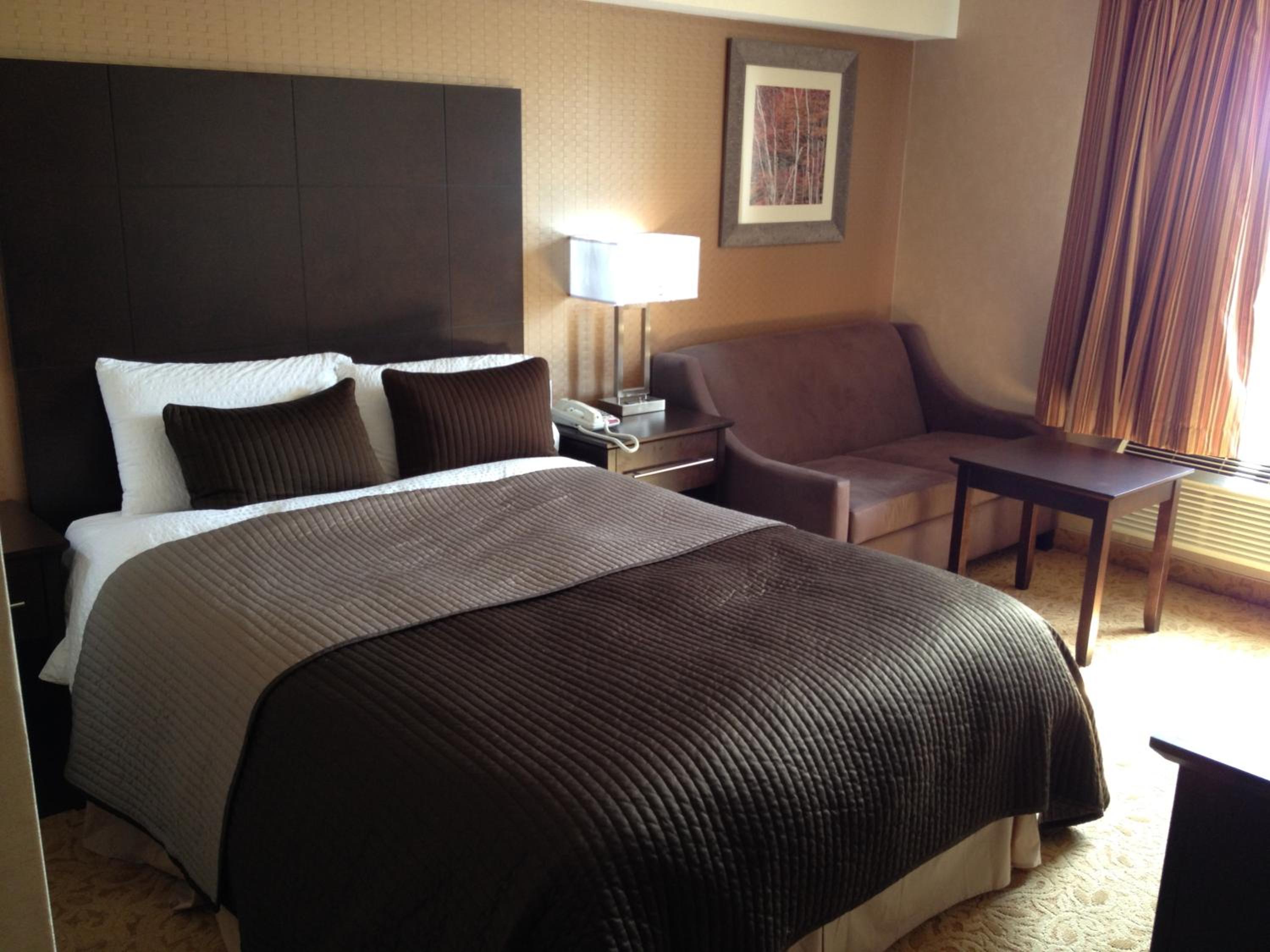 Mississauga Gate Inn 11/36
