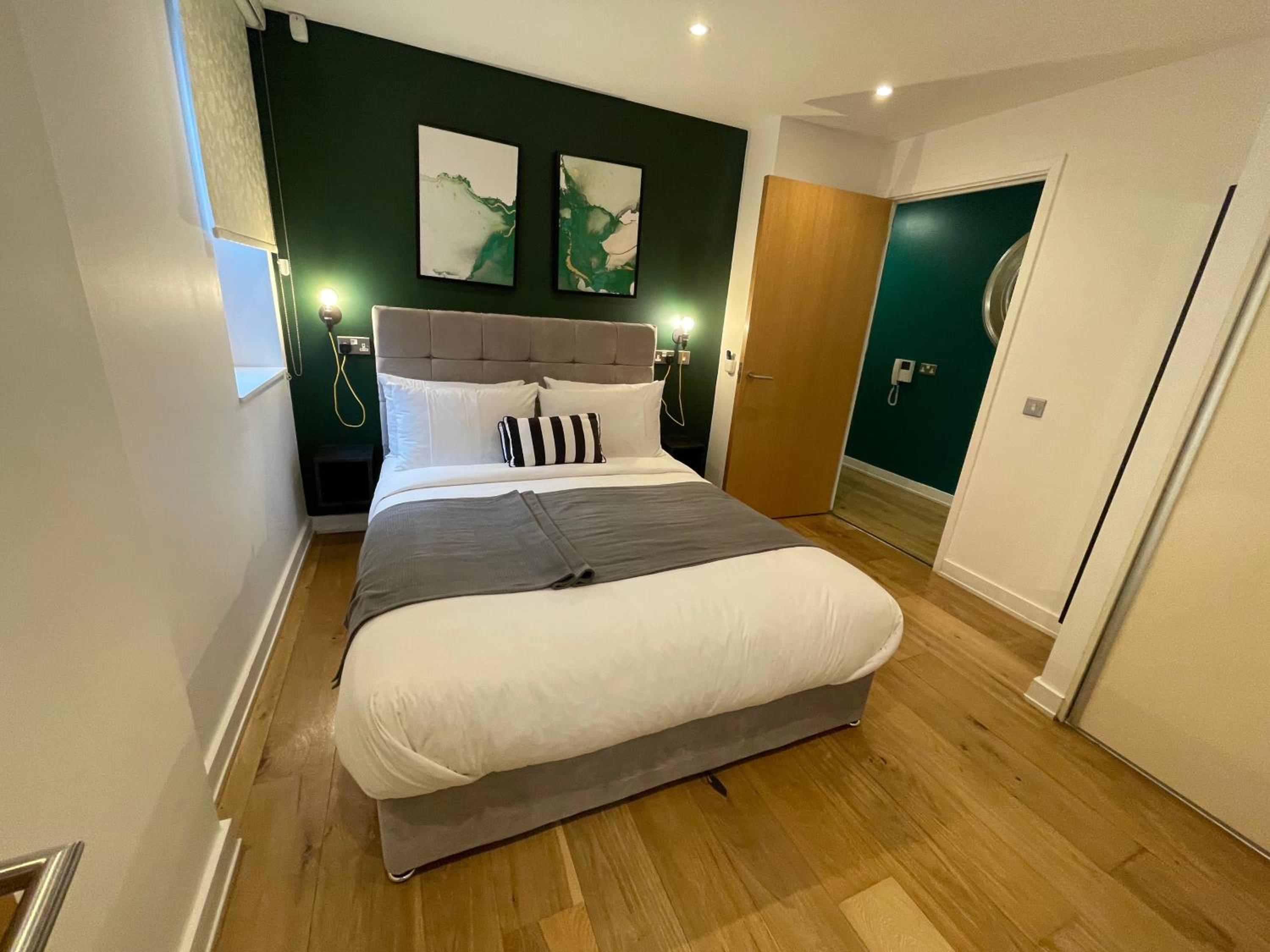 2 BEDROOMS, APARTMENT