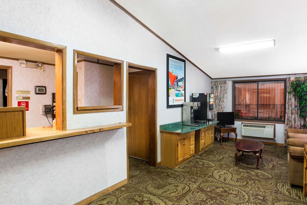 Howard Johnson By Wyndham Wilmington photo4