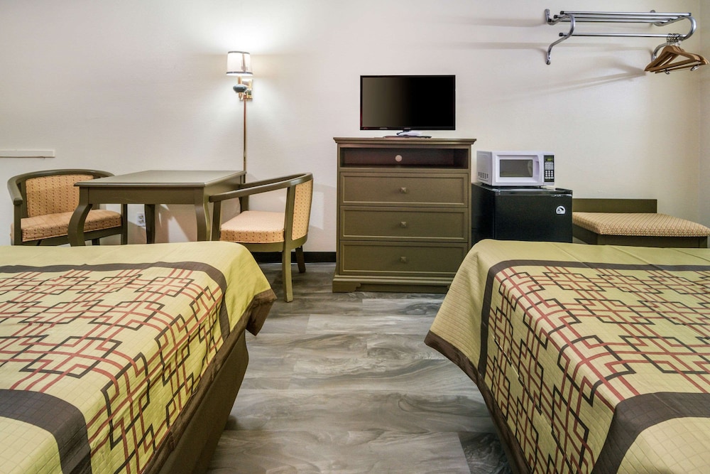Rodeway Inn Ranger I-20 12/20
