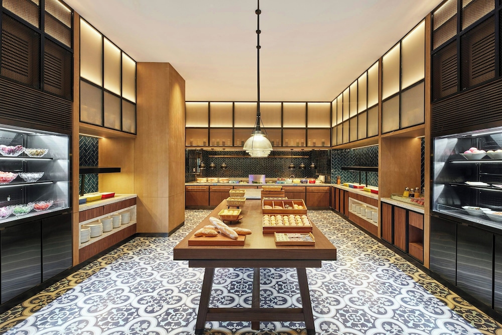 Four Points by Sheraton Shanghai International Tourism and Resorts Zone 34/50