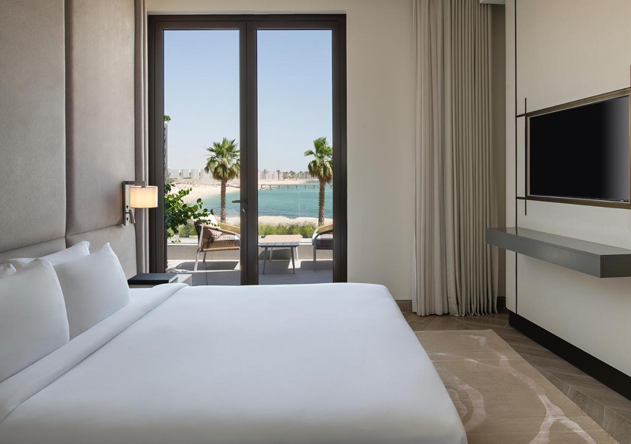 Ray Hotel Kuwait 24/63