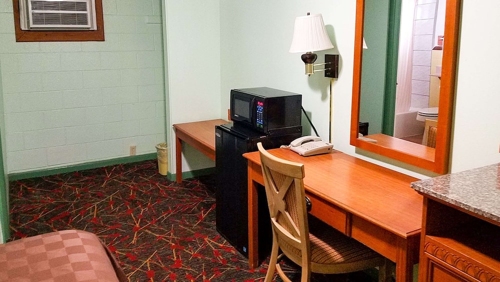 American Inn And Suites Childress 23/30