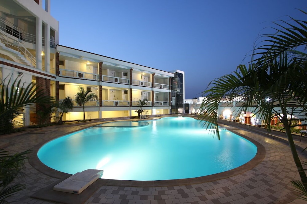 Prakruti Resort 28/31