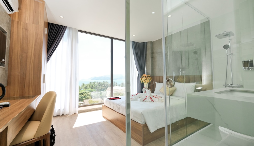 Prague Nha Trang Hotel 27/35