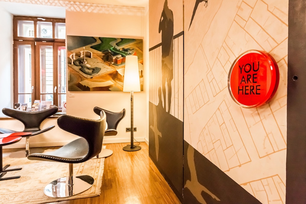 BOHEM ART HOTEL 42/59