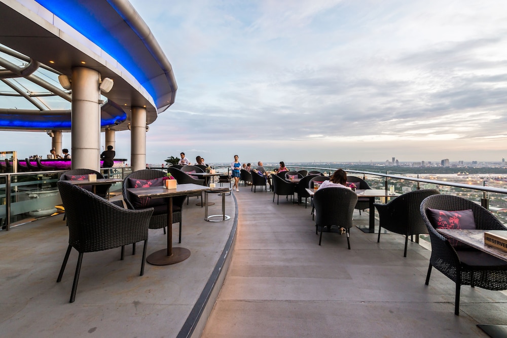 Sky Walk Residences (Ex. Bangkok Sky Walk) 52/73