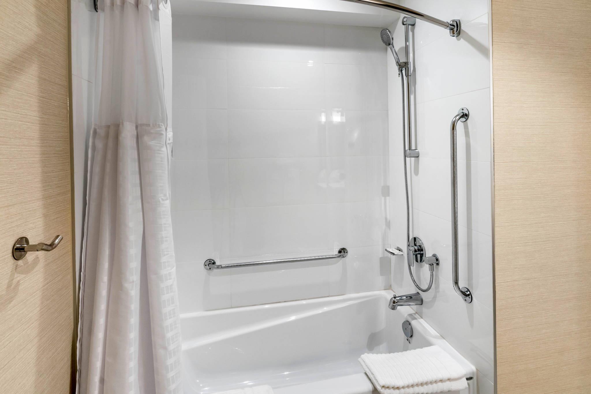Quality Inn Centre-Ville 42/43