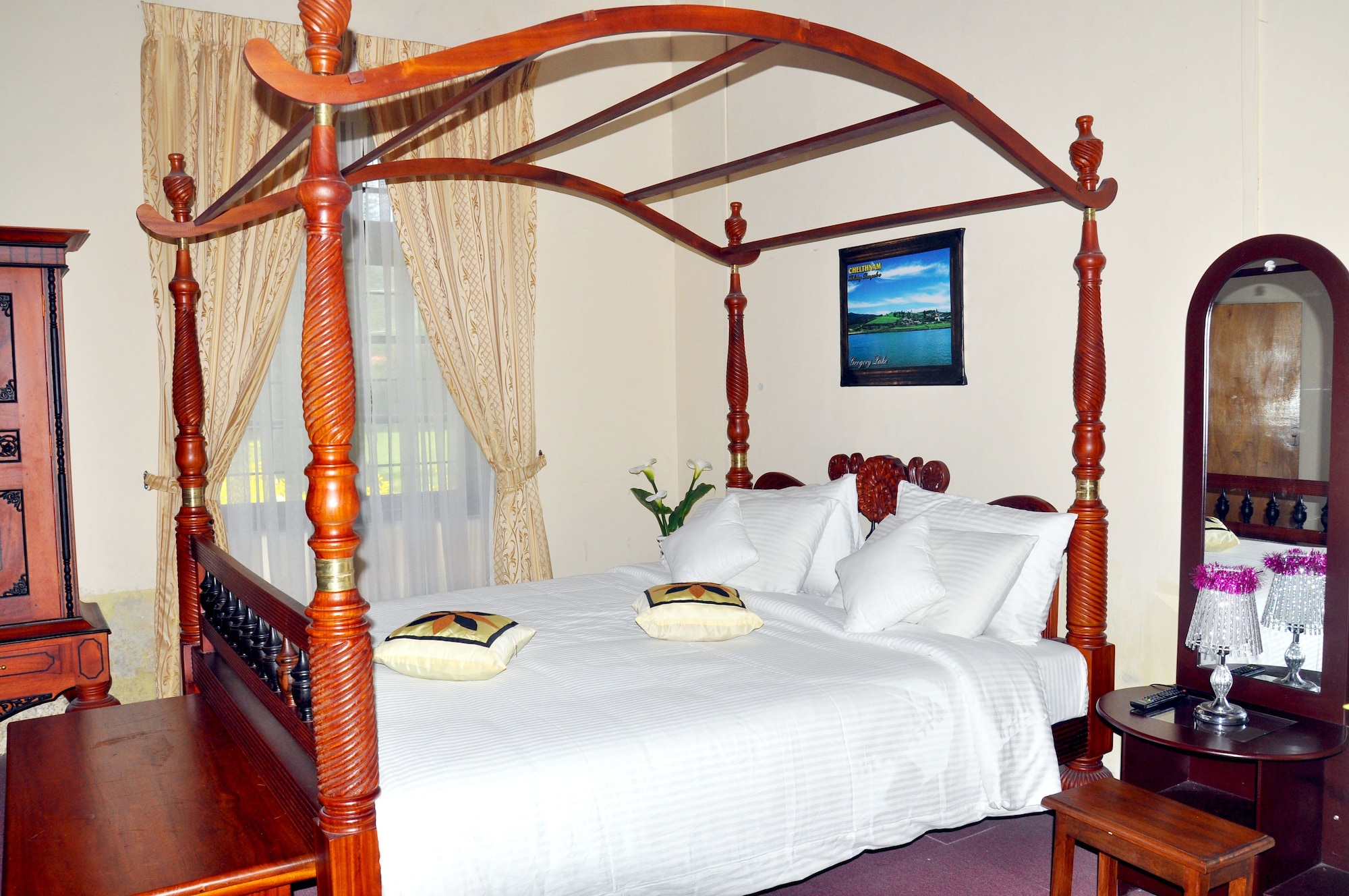 FAMILY, DOUBLE BED