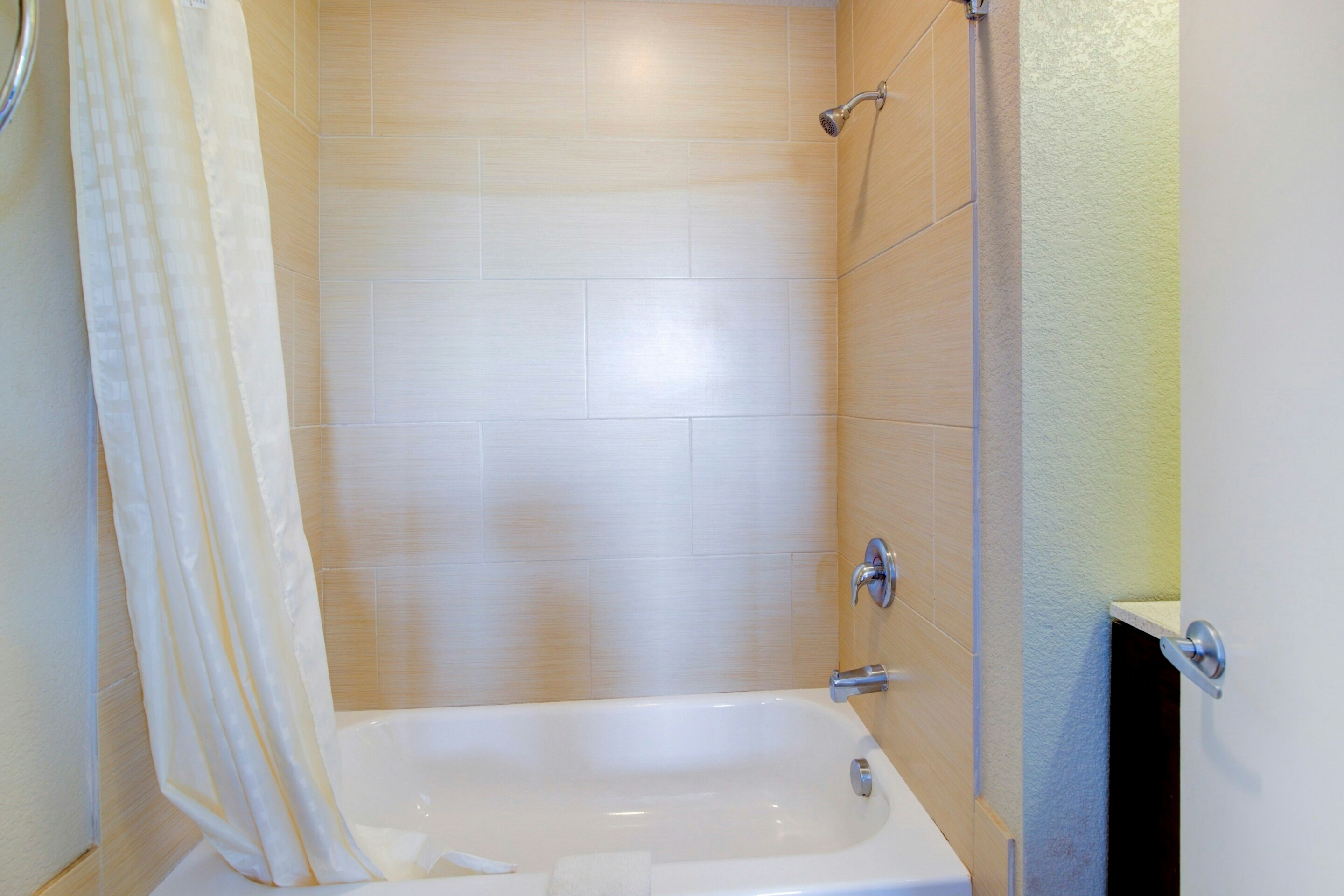 Hotel O Dilley Main St TX 40/42