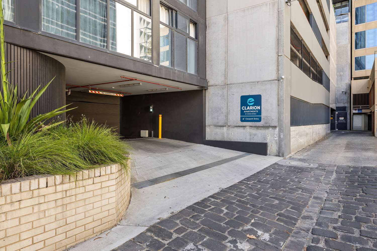 Clarion Apartments South Melbourne 9/15