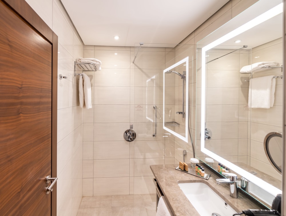 Doubletree By Hilton Eskisehir Turkey 47/51