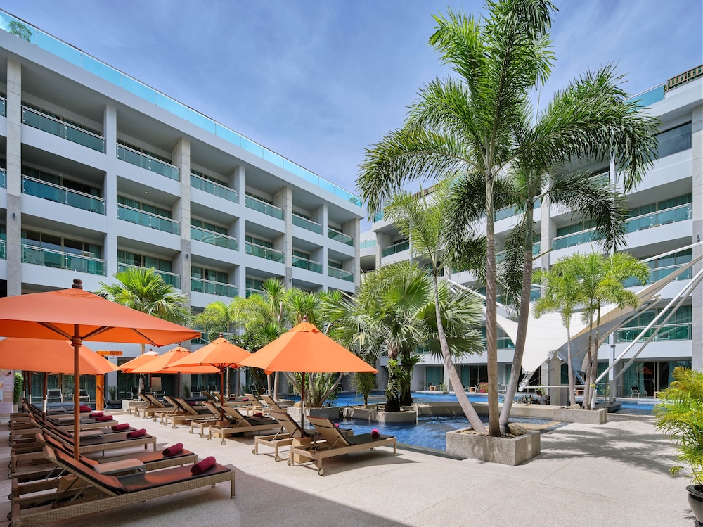 The Kee Resort and Spa 69/74