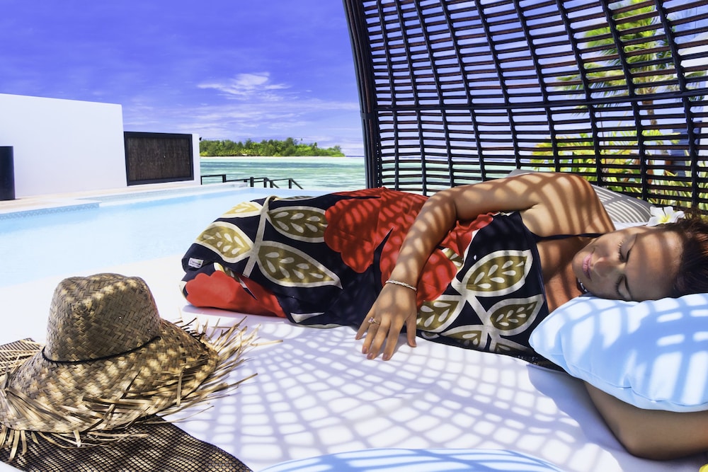 Crystal Blue Lagoon Villas 8/38