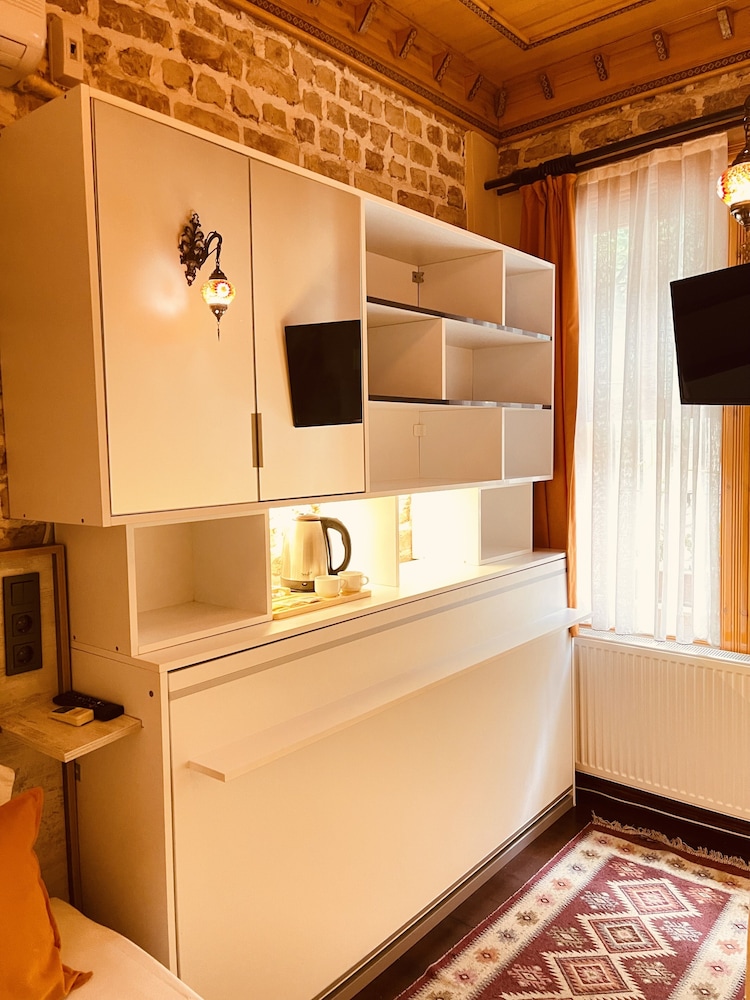 Astra Boutique Hotel 10/50