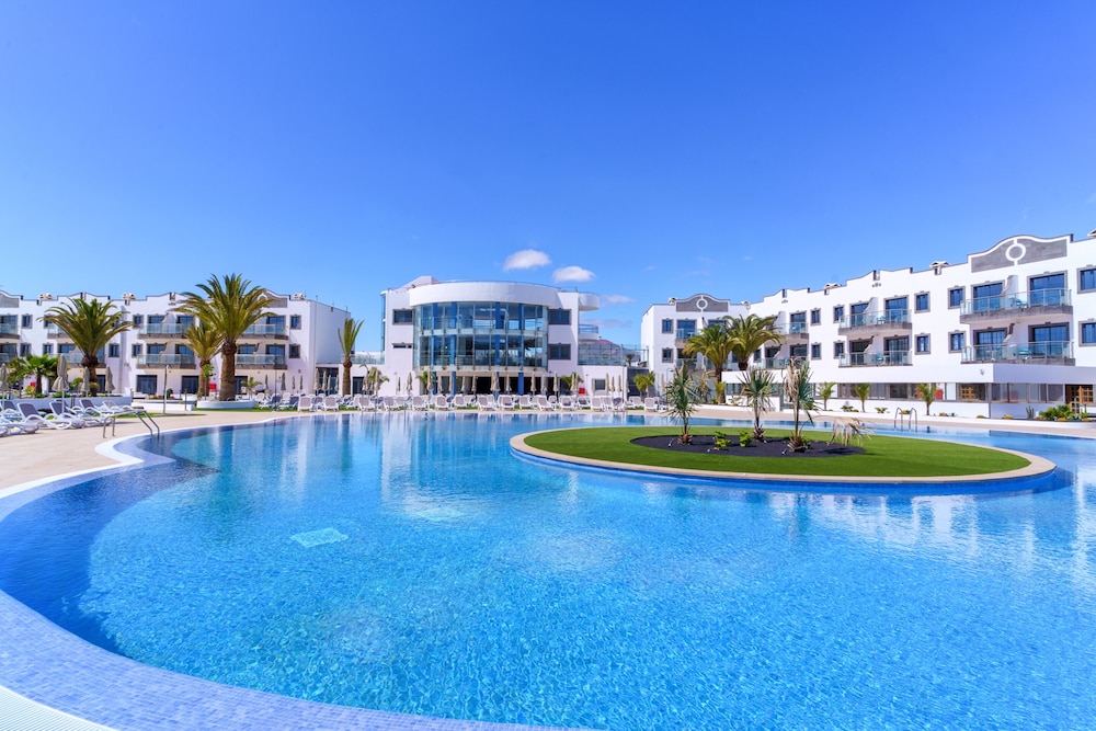 Hotel Cordial Marina Blanca in YAIZA
