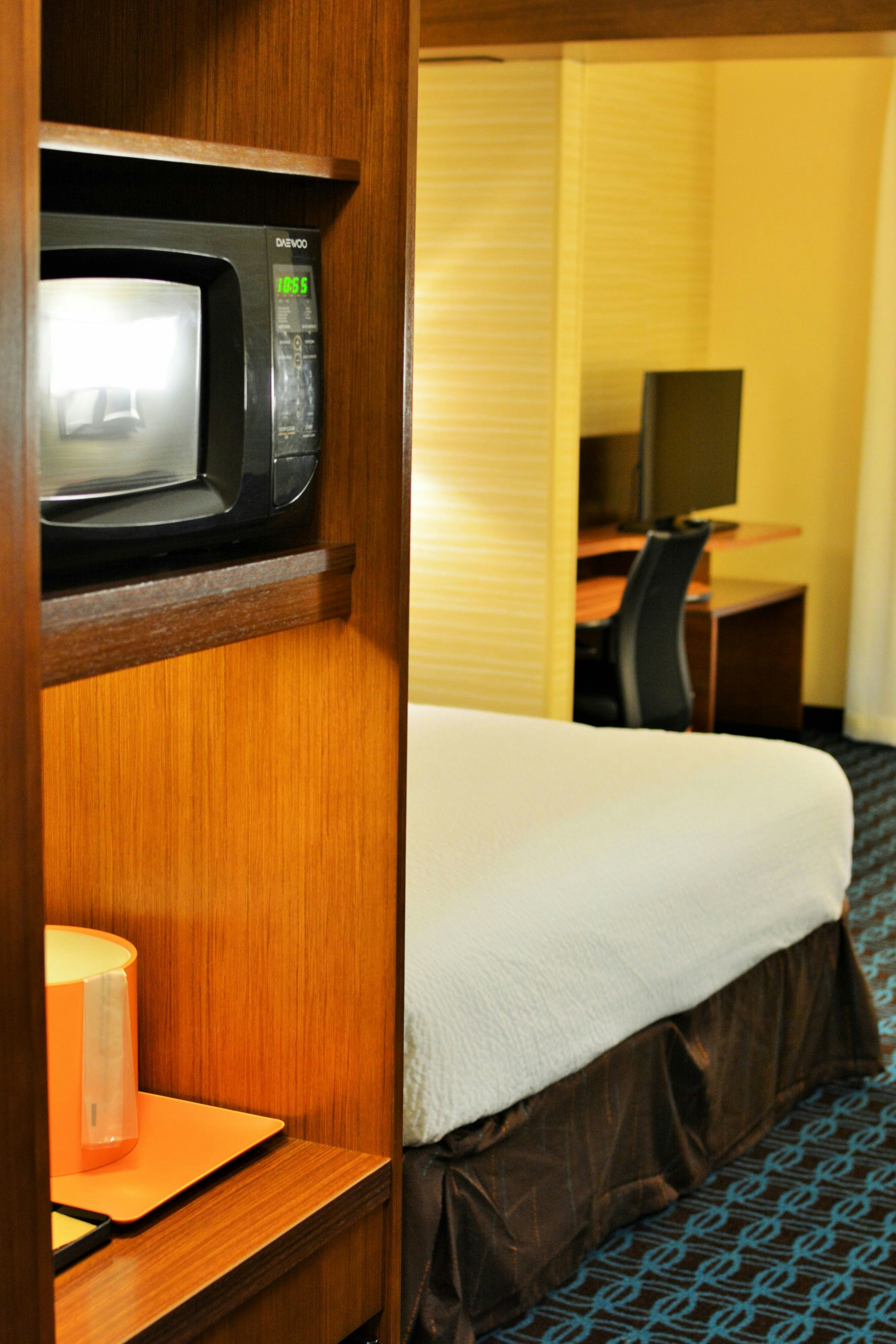 Fairfield Inn Suites Omaha Northwest 7/43