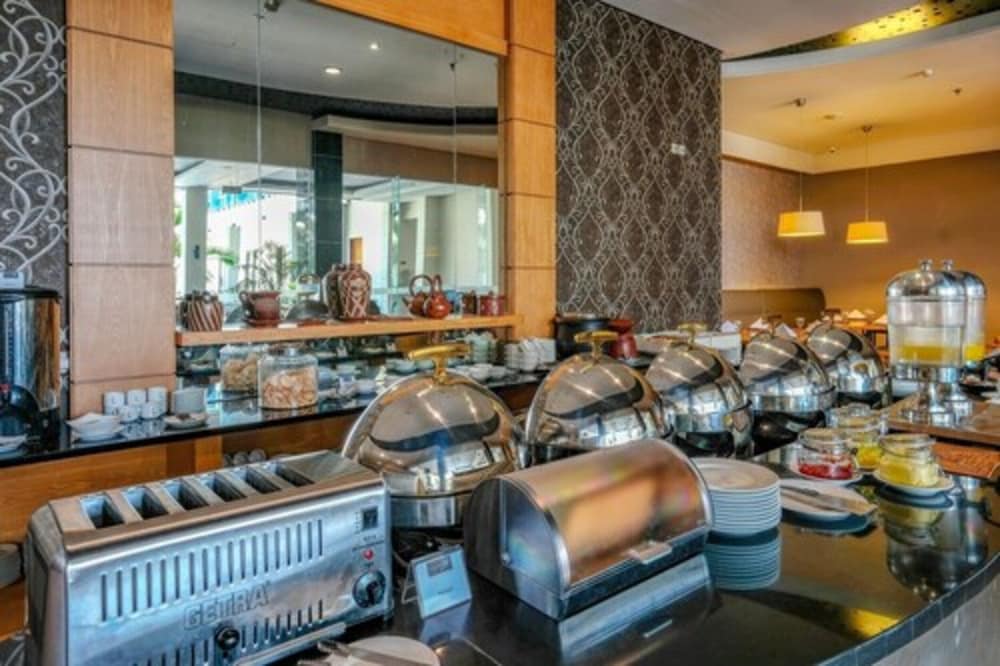 ILLIRA Lite Hotel Praya 40/59
