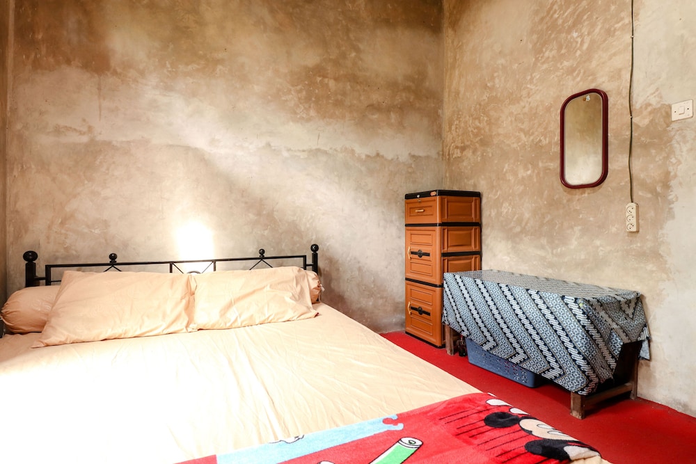 Kasmiyem Homestay by ZUZU 11/31