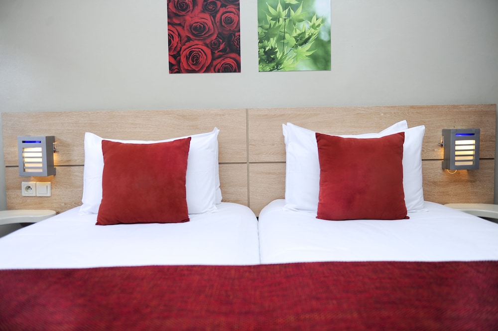 Manzil Hotel 12/21