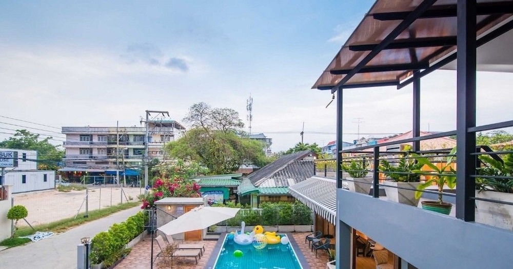 Bronte Bnb 8/78