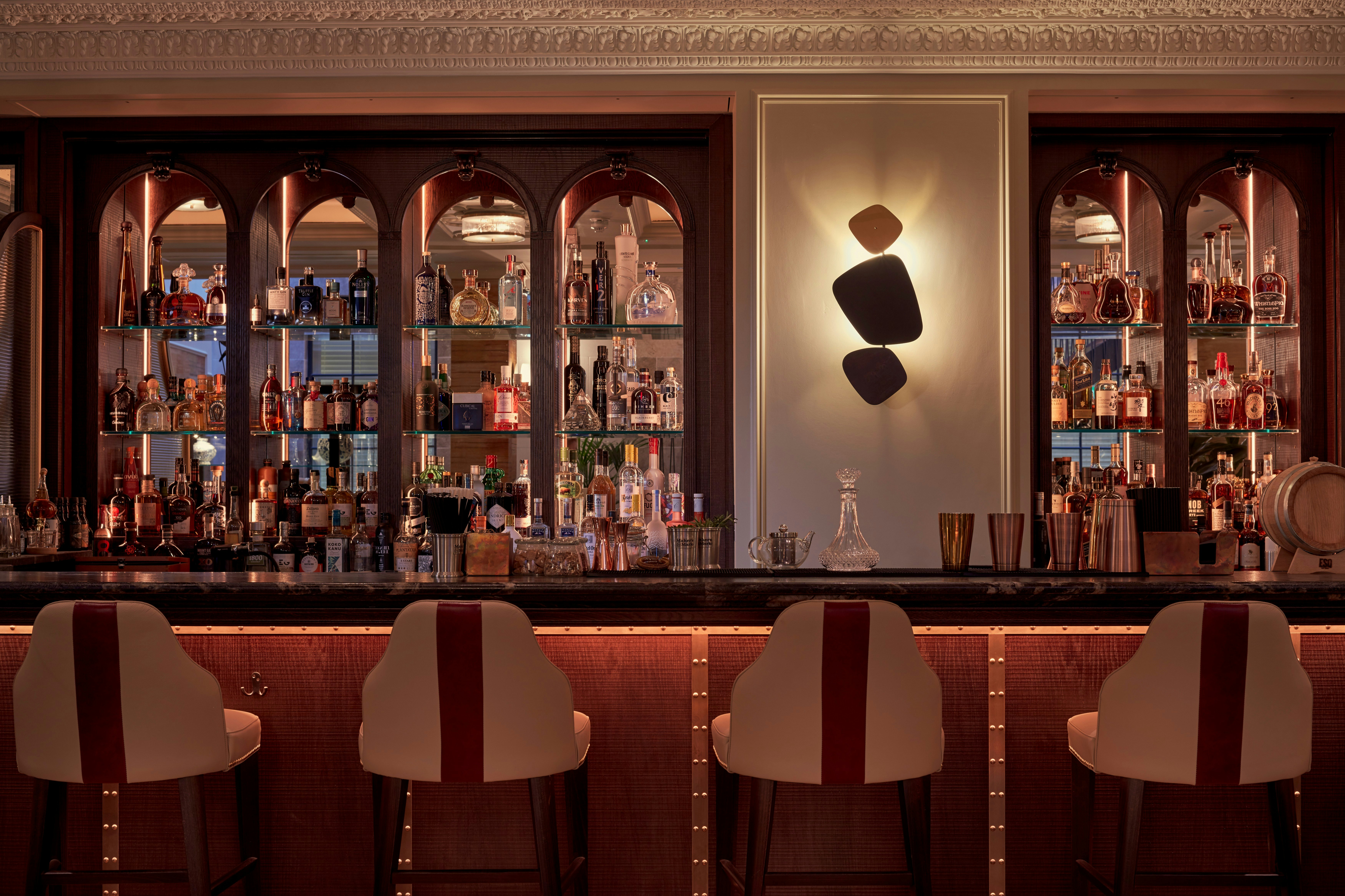 100 Queens Gate Hotel Curio Collection By Hilton 15/28