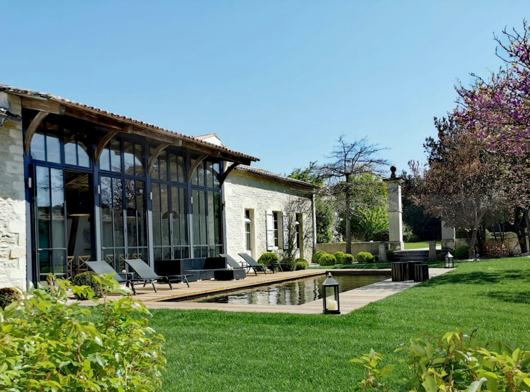 Le Clos Saint-Martin Hotel & Spa 44/50