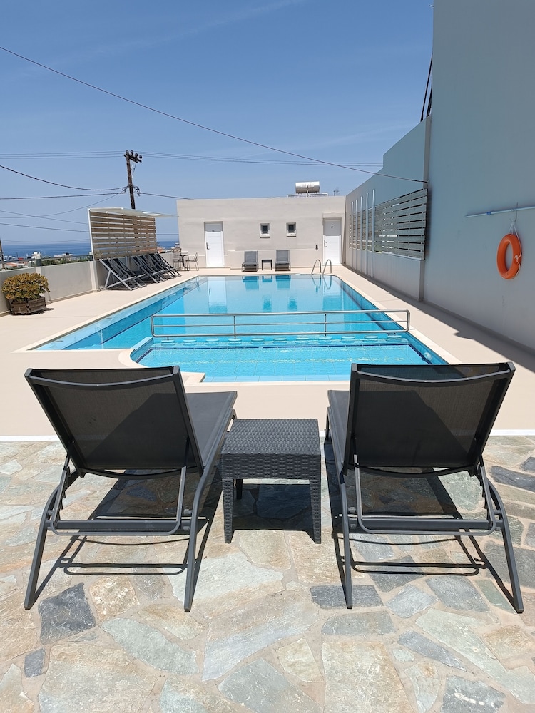 Aestas Apts 45/50